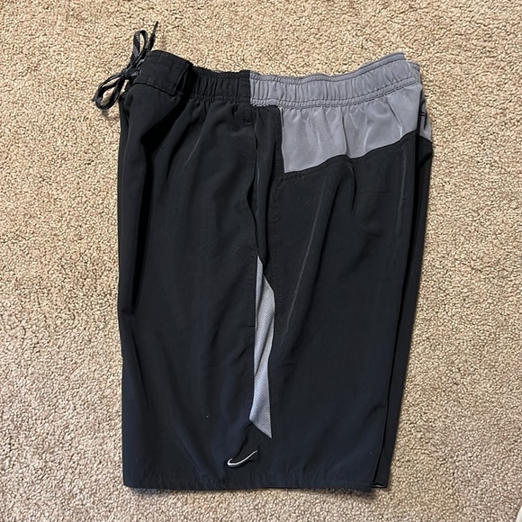 Nike Swimsuit - Picture 5 of 6